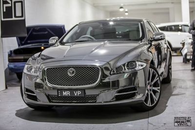 Avery Black Chrome
