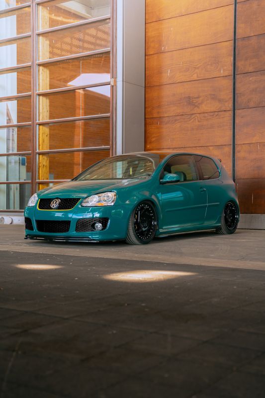 KPMF K75413 Gloss Tidal Teal Vinyl