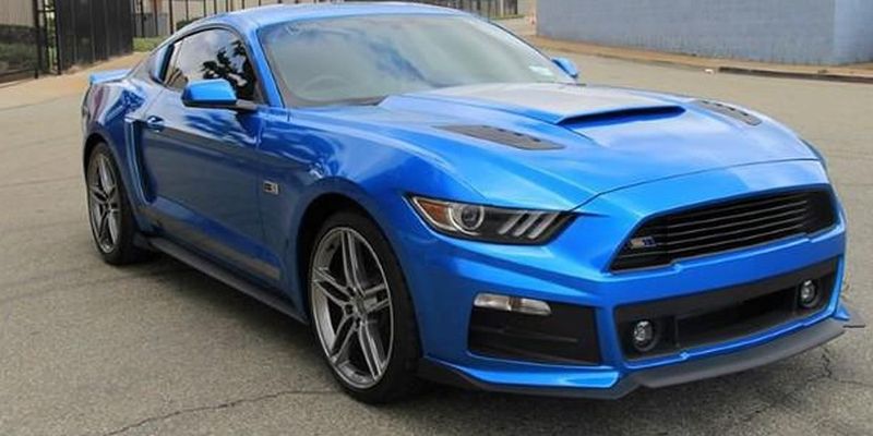 Avery Gloss Metallic Bright Blue