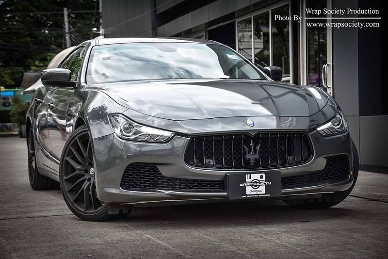 Avery Gloss Grey