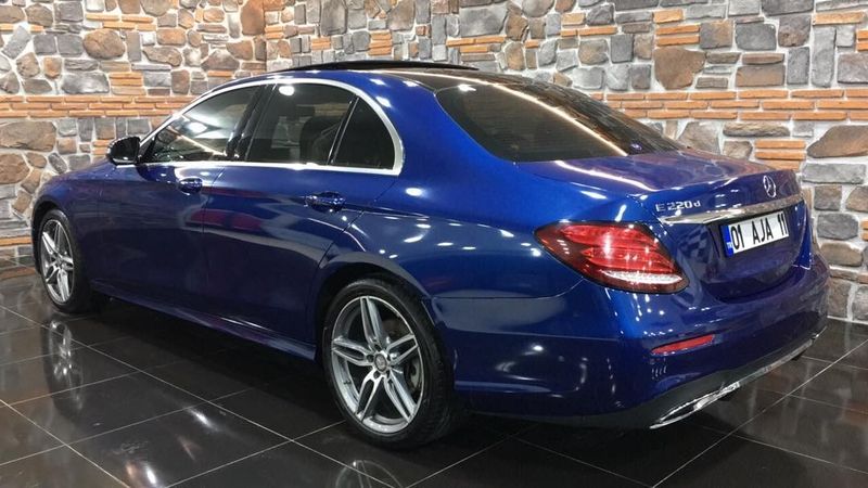 Avery Gloss Metallic Dark Blue