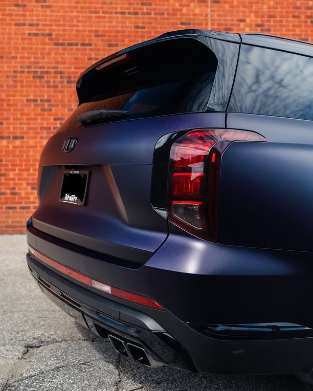 KPMF K75570 Frozen Midnight Purple  vinyl