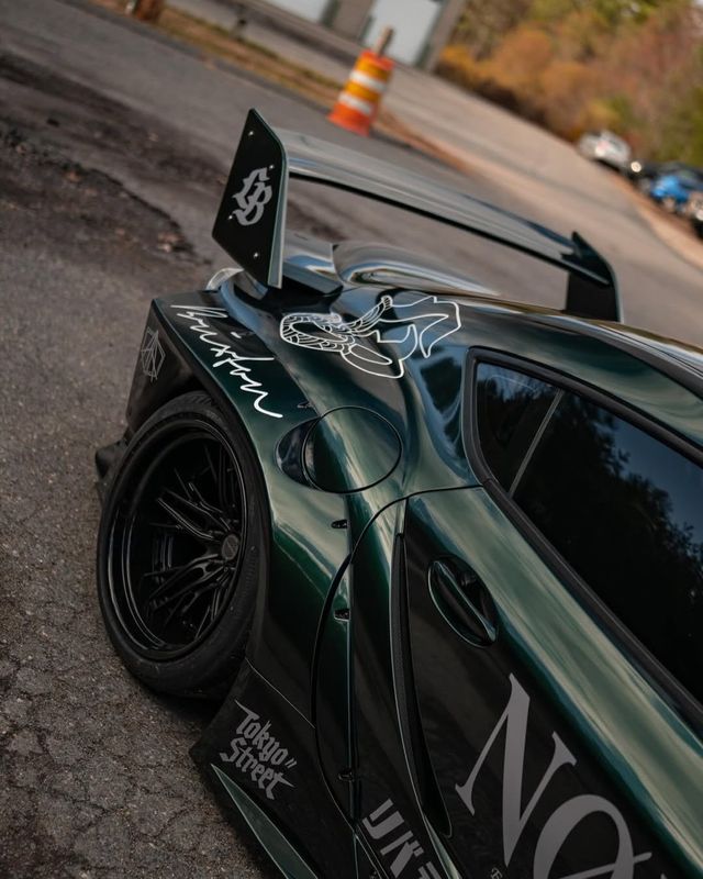 KPMF Green Black Iridescent K75460 Vinyl