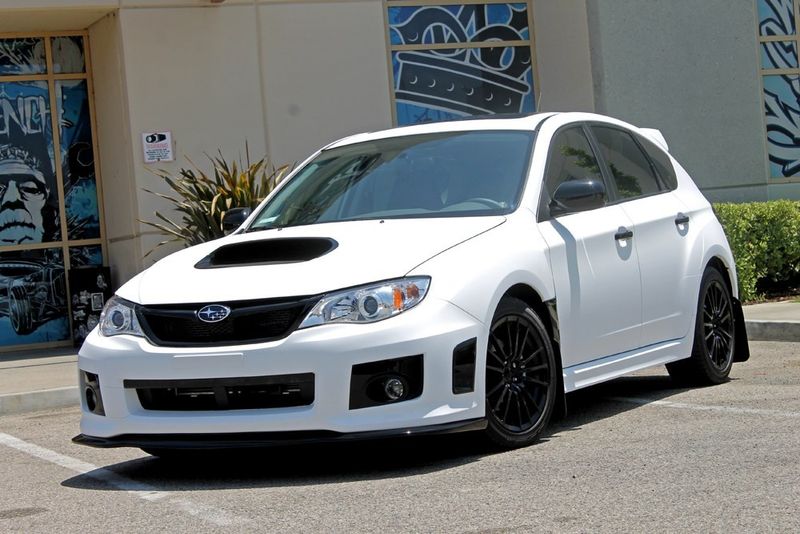 Avery Matte White
