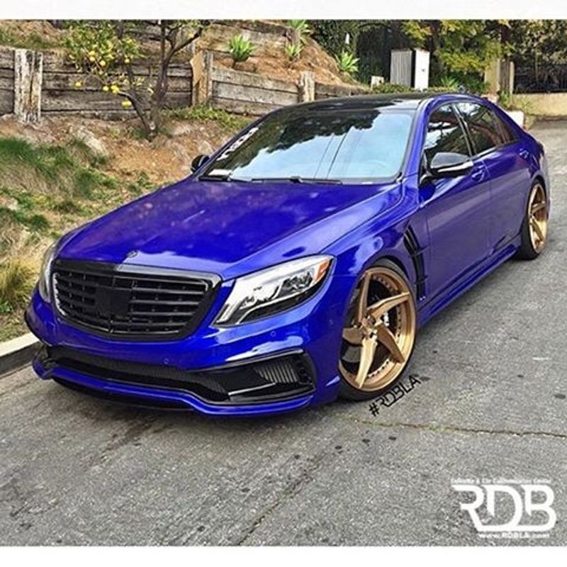 3M 2080-G378 Metallic Gloss Blue Raspberry Vinyl