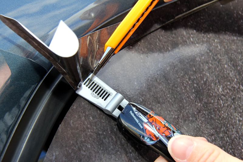 WrapSlipCut Clipper - Knivguide för foliering