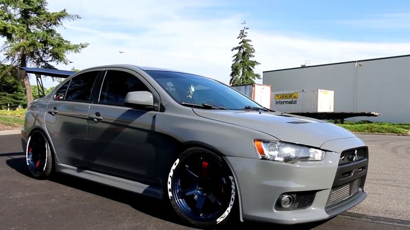 Avery Gloss Dark Grey