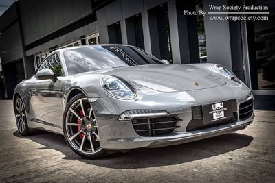 Avery Gloss Grey
