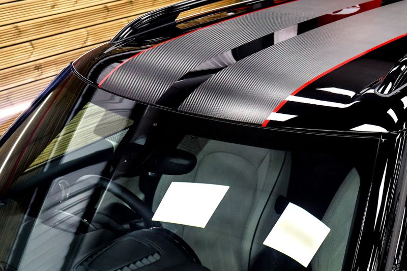 Kolfiber Stripes - Premium