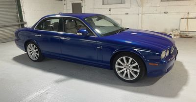 3M 2080-G217 Metallic Gloss Deep Blue Vinyl
