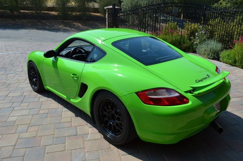 Avery Gloss Grass Green