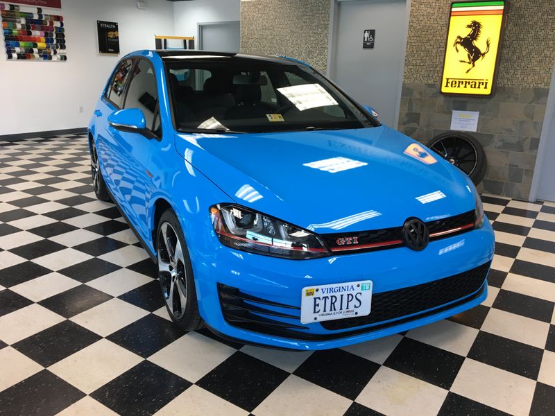 Avery Gloss Light Blue