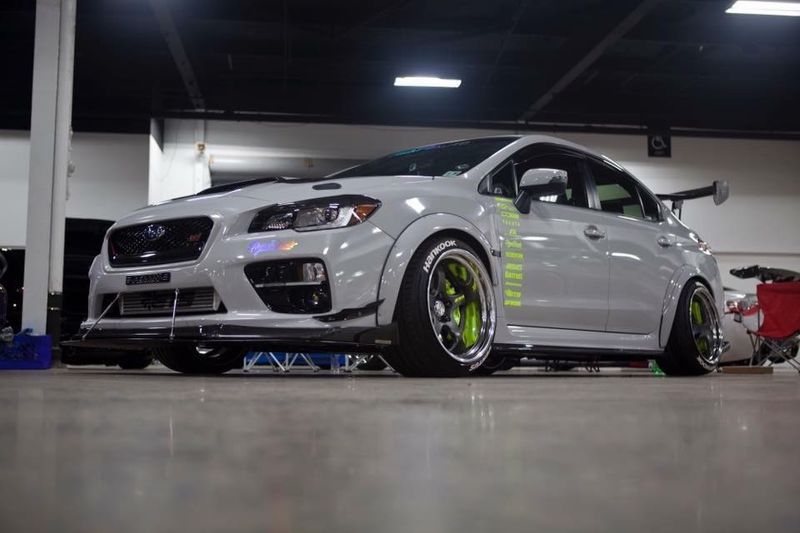 Avery Gloss Grey