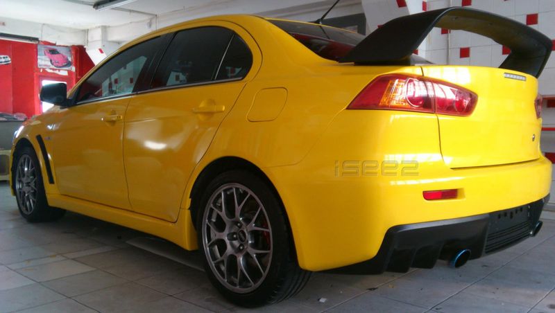 iSee2 70.300ACT Buttercup Yellow
