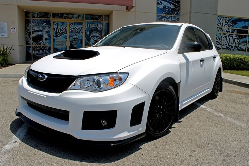 Avery Matte White
