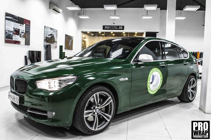 Avery Gloss Dark Green