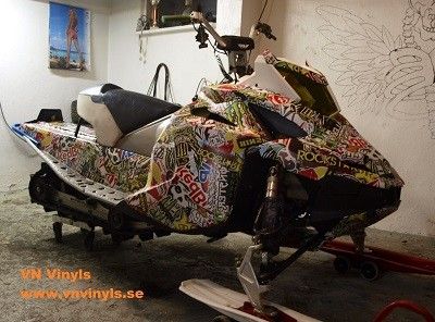 VN WRAP - STICKERBOMB VINYL MODELL 2