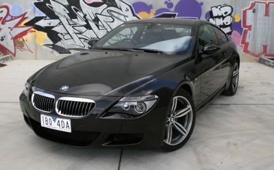 Avery Gloss Metallic Black