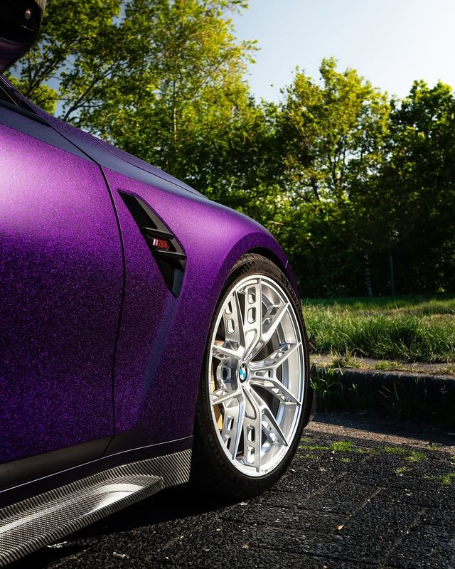 KPMF K75570 Frozen Midnight Purple  vinyl