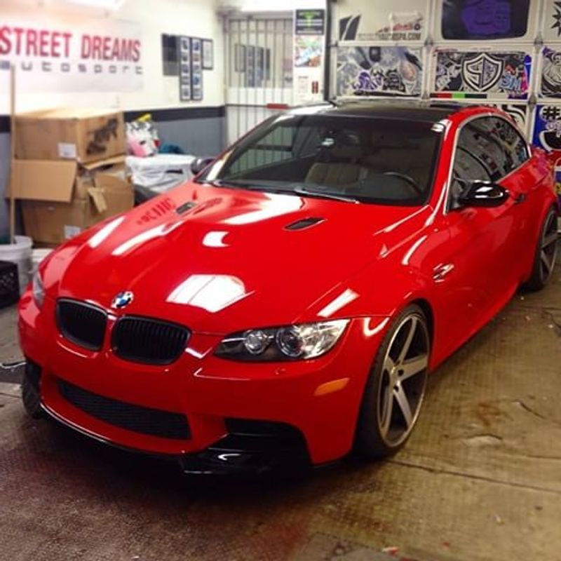 Avery Gloss Carmine Red