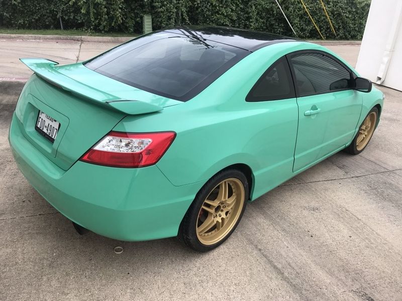 Avery Gloss Emerald Green