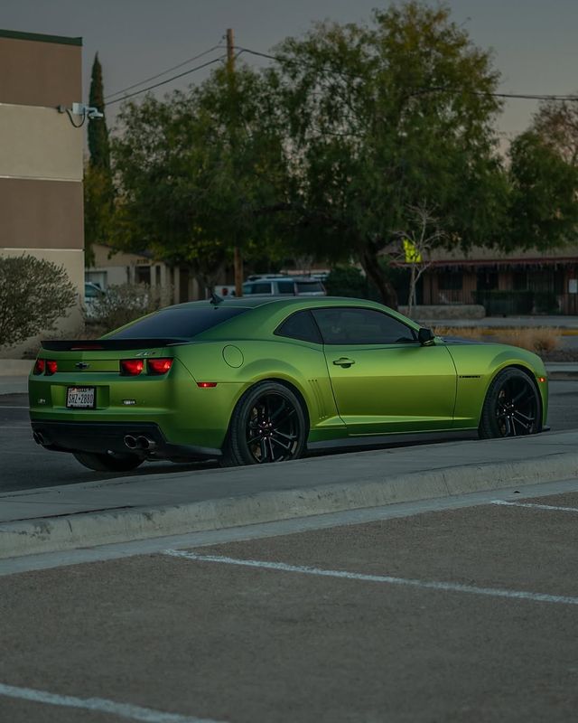 KPMF Matt Viper Green K75542 Vinyl