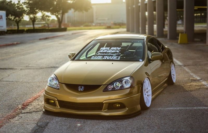 Avery Gloss Metallic Gold