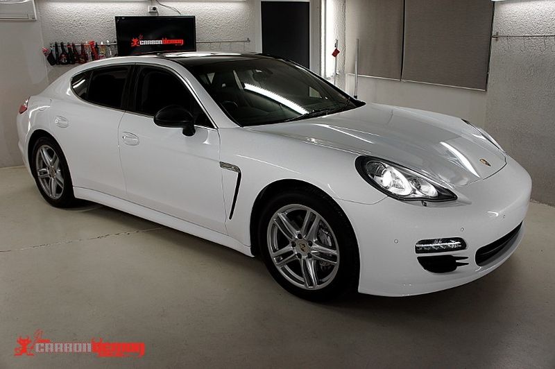 Avery Gloss White