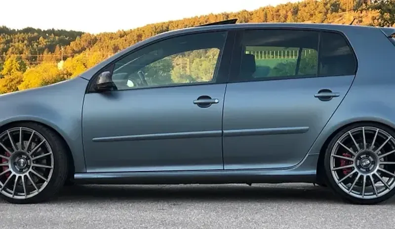 Avery Satin Metallic Graphite