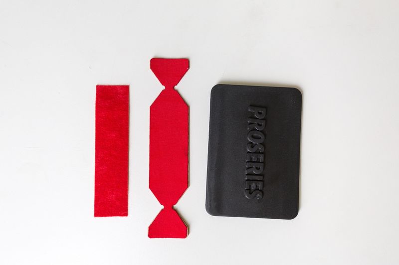 PaintisDead - PROSQUEEGEE BLACK