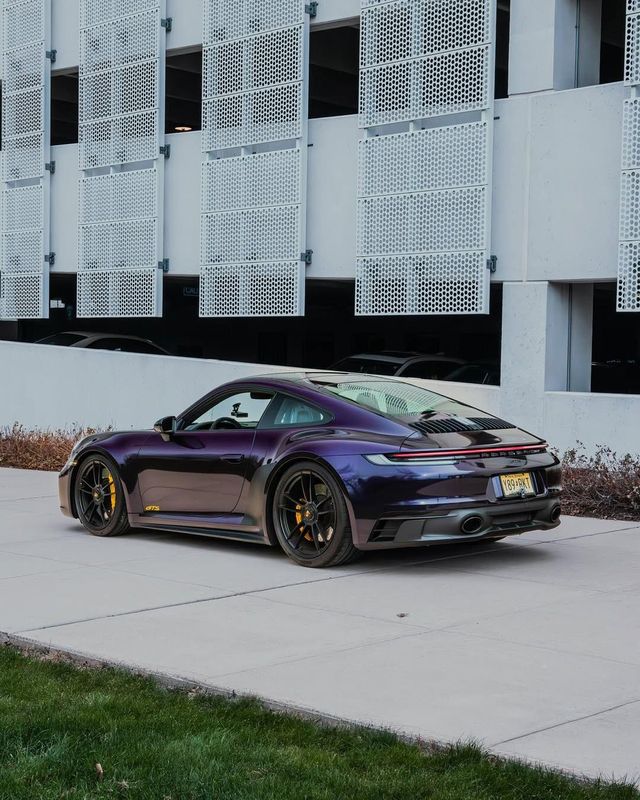 KPMF K75459 Gloss Hypnotic Black Violet Vinyl