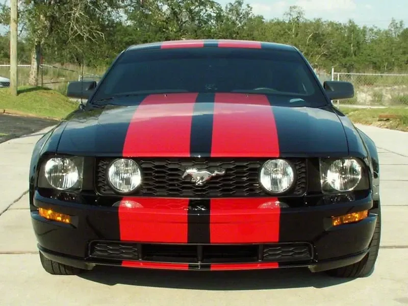 Mörkröd Stripes - Premium
