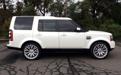 Avery Pearl White