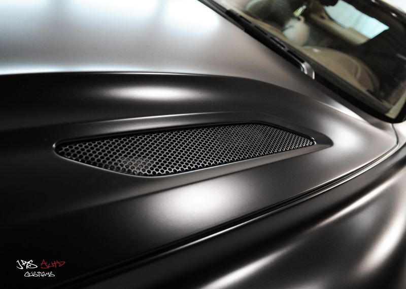 Avery Satin Black