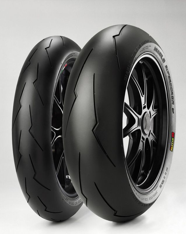 PIRELLI DIABLO SUPERCORSA SP V2 180/55