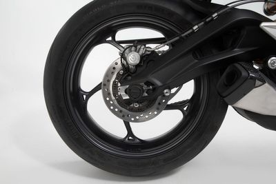 Hjulaxel bak SW-Motech svart Bmw 16-24, Honda 17-24