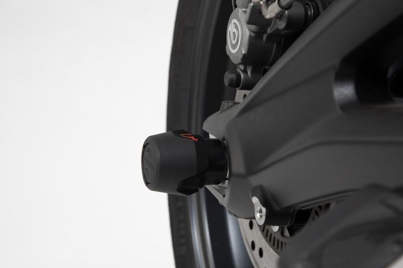 Hjulaxel bak SW-Motech svart Bmw 16-24, Honda 17-24