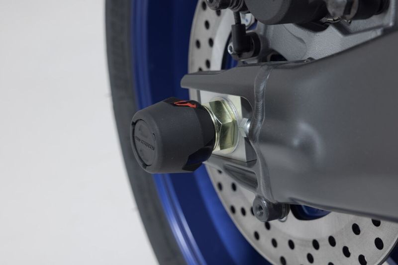 Kraschpuckar hjulaxel bak SW-Motech svart Yamaha MT-09 20-22