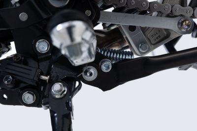 Mittstöd SW-Motech Suzuki V-Strom 24-upp