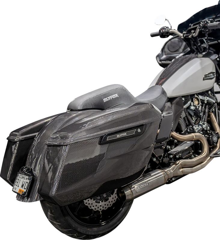 Sidokåpor Slyfox kolfiber matt höger Softail 18-24