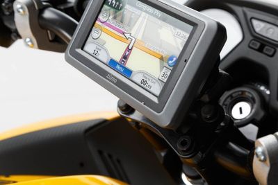 Fäste SW-Motech Handlebar GPS Honda 06-24, Suzuki 05-16, Bmw 07-10