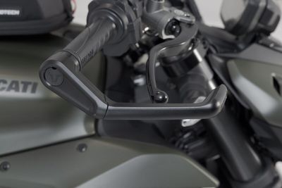 Skydd handtag SW-Motech Ducati 22-24, Triumph 24-upp