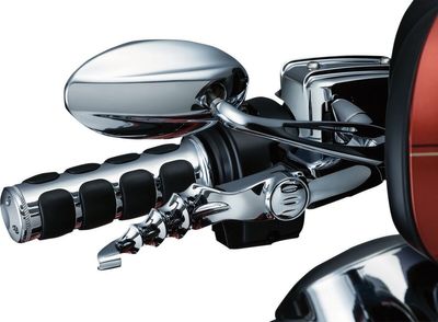 Handtag Kuryakyn ISO-Grips H-D 08-24 krom