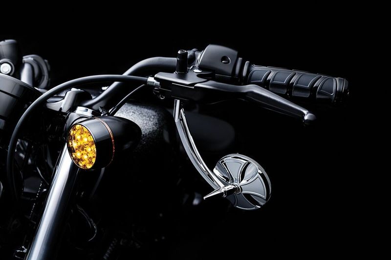 Handtag Kuryakyn Kinetic dubbel Sportster 18-22 svart