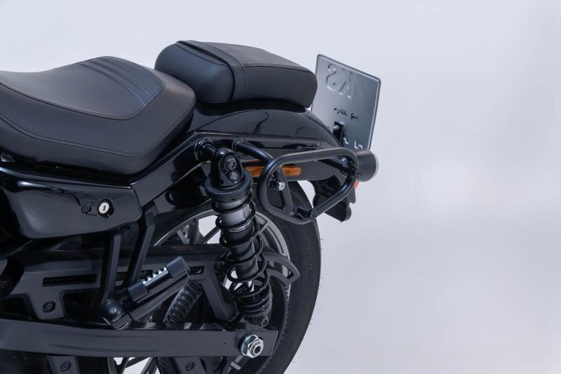 Sidohållare SW-Motech SLC höger Nightster 22-upp