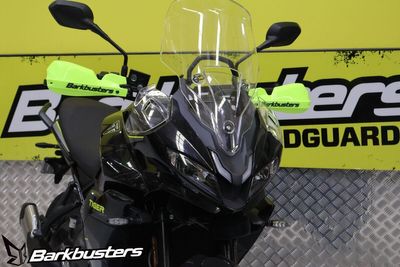 Fäste Barkbusters Handguard Kit-Two Triumph Sport / Sport Tour 25-upp