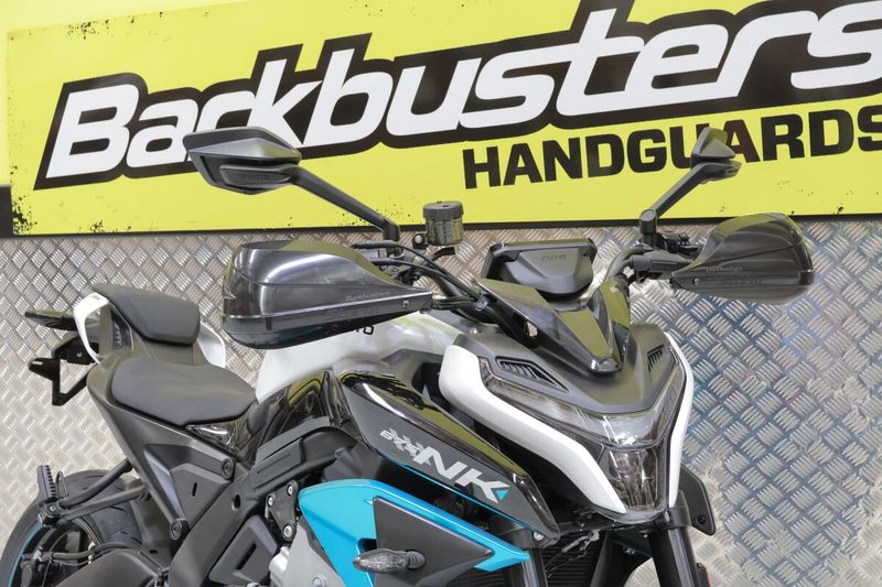 Monteringssats Barkbusters Handguard enkel Cfmoto NK 675 ABS 25-upp