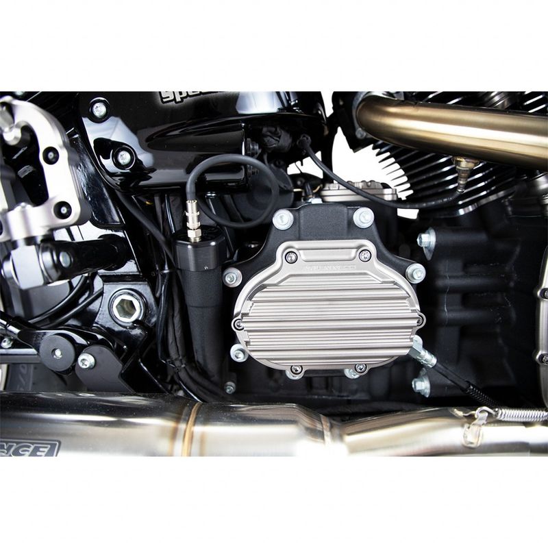 Oljesticka Feuling M8 Softail 18-24 svart