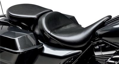 Passagerardyna Le Pera Aviator slät svart Touring 08-24, Trike 14-19