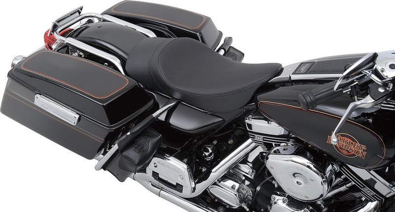 Solosadel Drag Specialties EZ-ON vinyl svart Touring 97-07